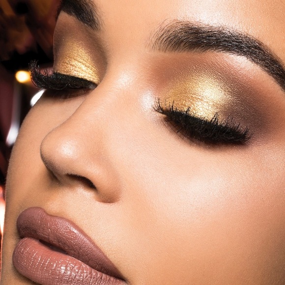 Violet Voss Like A Boss - PRO Eyeshadow Palette - Picture 5 of 11